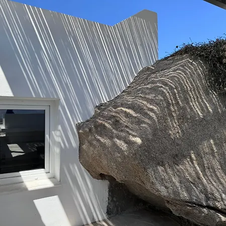 Vila Rocks Of The Aegean *